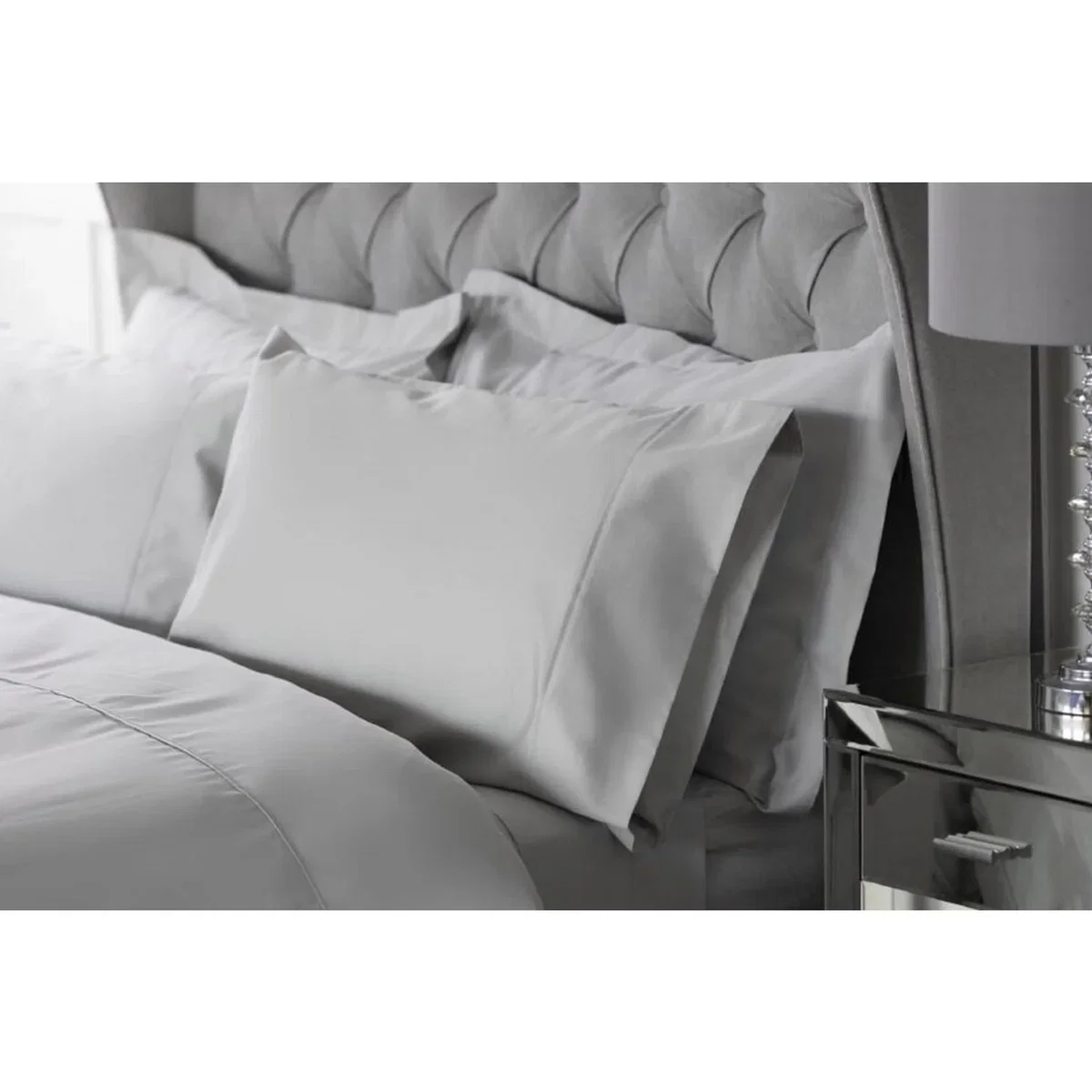 Belledorm Bamboo Housewife Pillowcase (Pack of 2) - White – image 2