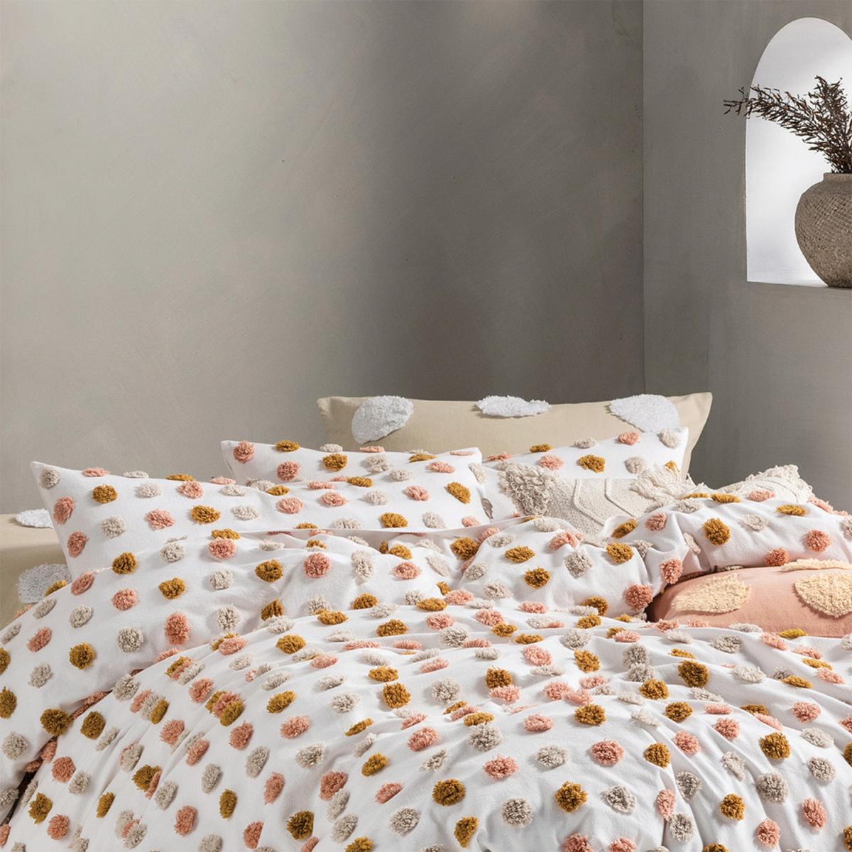 Tufted Polka Dot Pillowcase Set - White – image 4