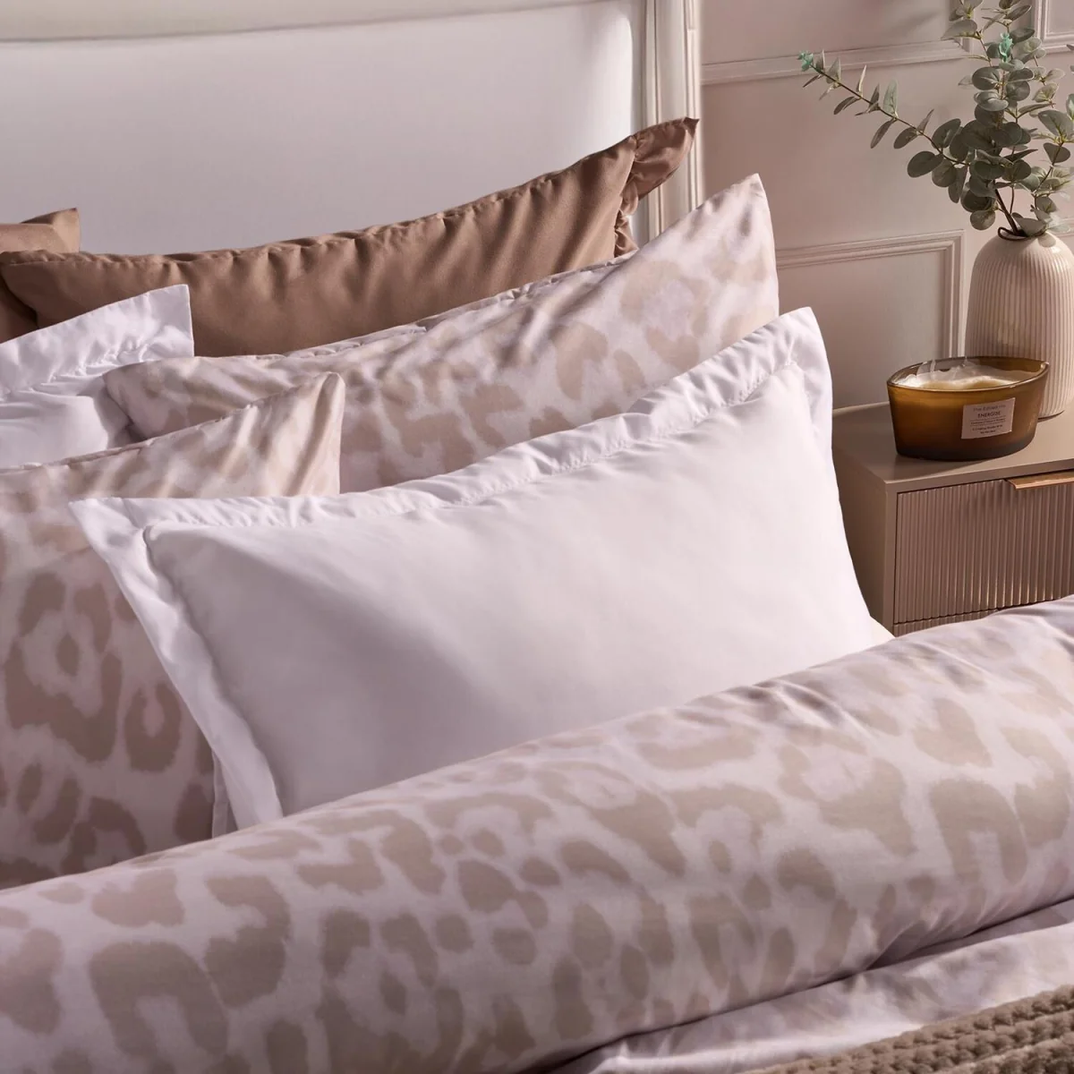 OHS Plain Dyed Oxford Pillowcases - White – image 3