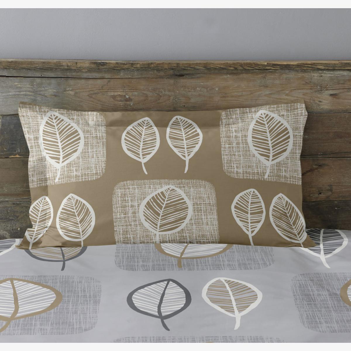Freja Leaf Green Tan Pillowcase - Green / 1