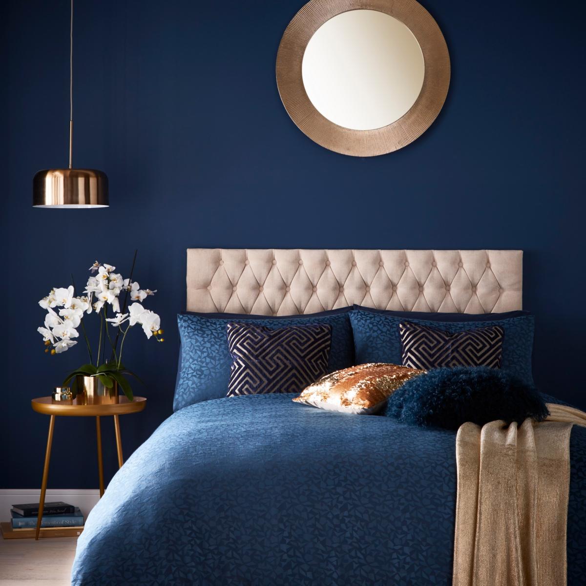 Topaz Geometric Jacquard Pillowcases By Tess Daly in Midnight Blue – image 2