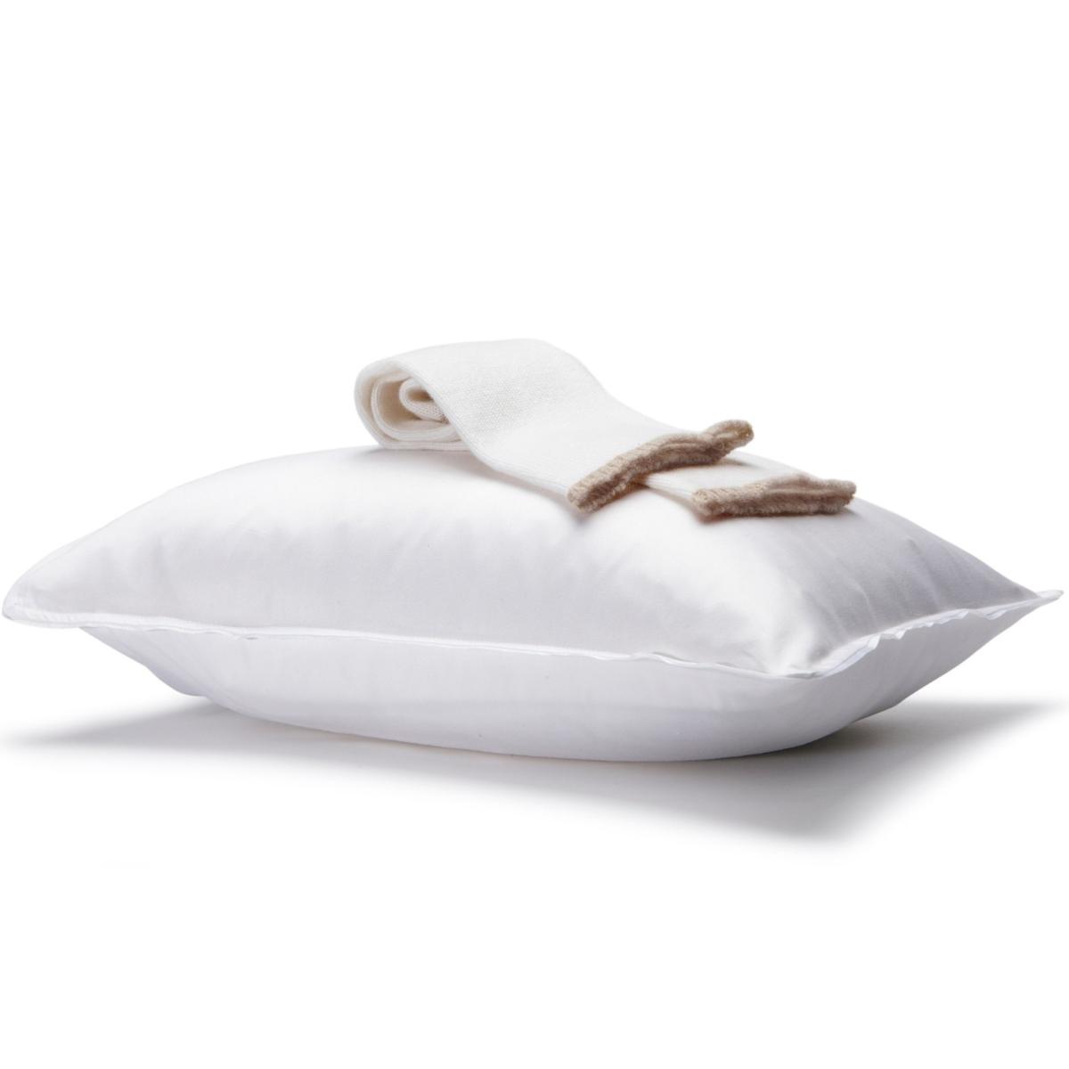 Heritage Travel Pillowcase - White With White Trim | London & Avalon – image 2