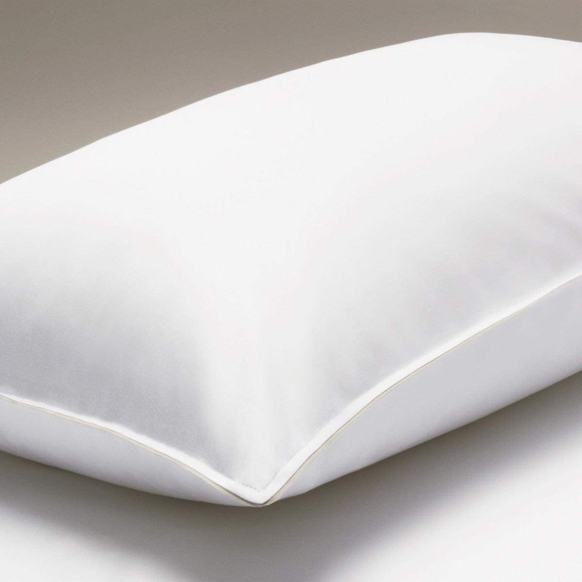 Heritage Travel Pillowcase - White With White Trim | London & Avalon – image 5