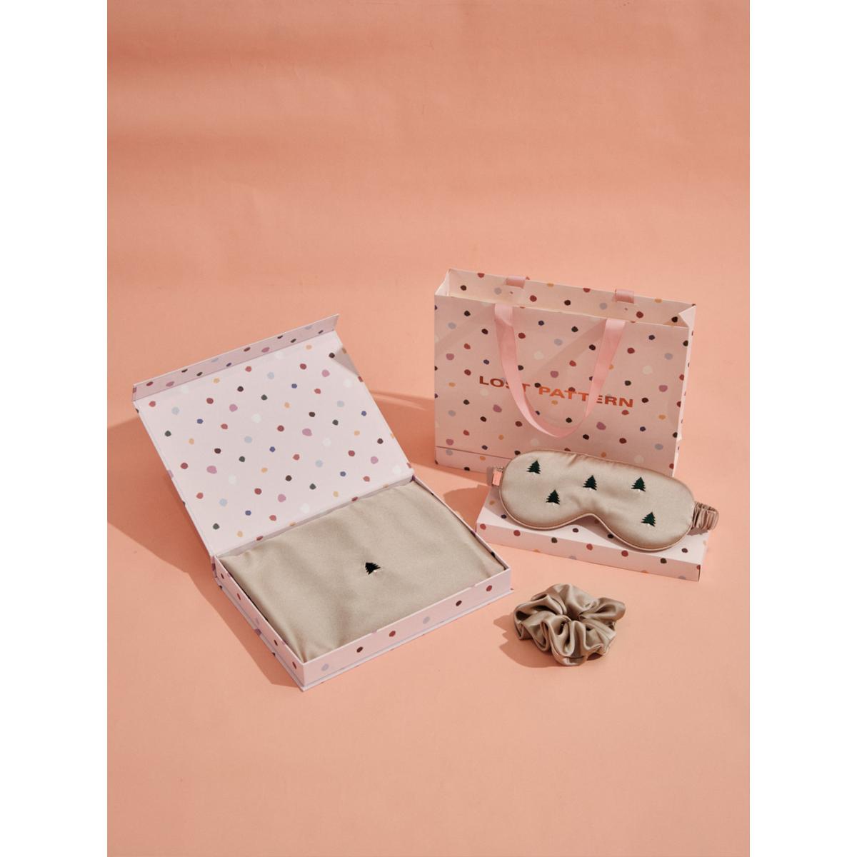 Grey Evergreen 3 Piece Silk Gift Set - Silk Pillowcase & Silk Sleep Eye Mask & Silk Scrunchie Lost Pattern Nyc – image 6
