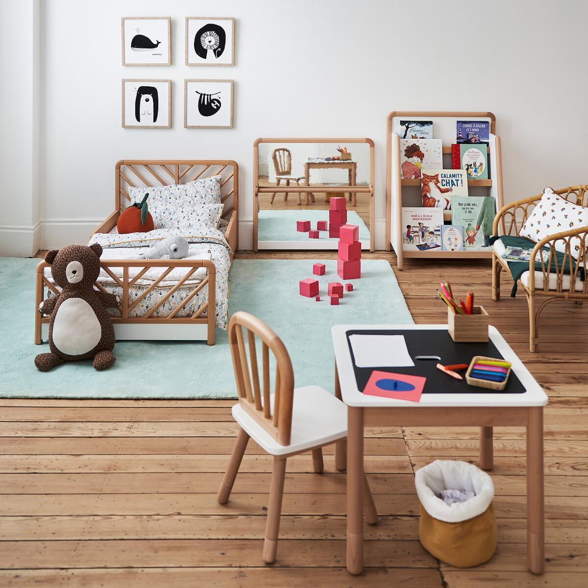 Montessori Floor Mirror with Grab Bar – image 3