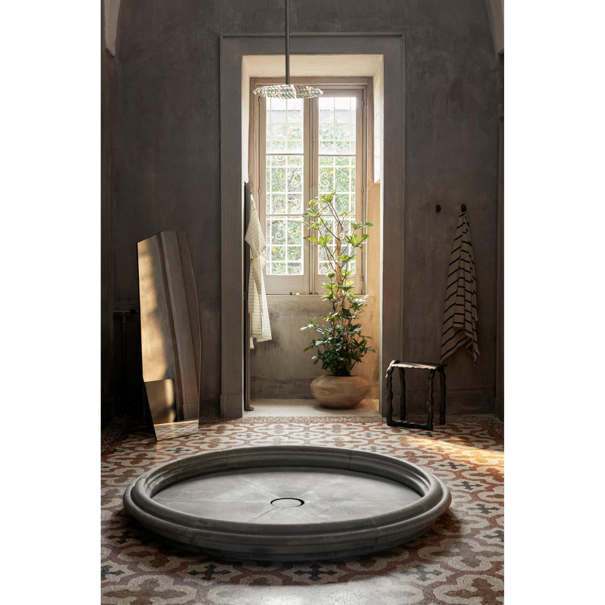 ferm LIVING Shard floor mirror 578x165 cm Black – image 3