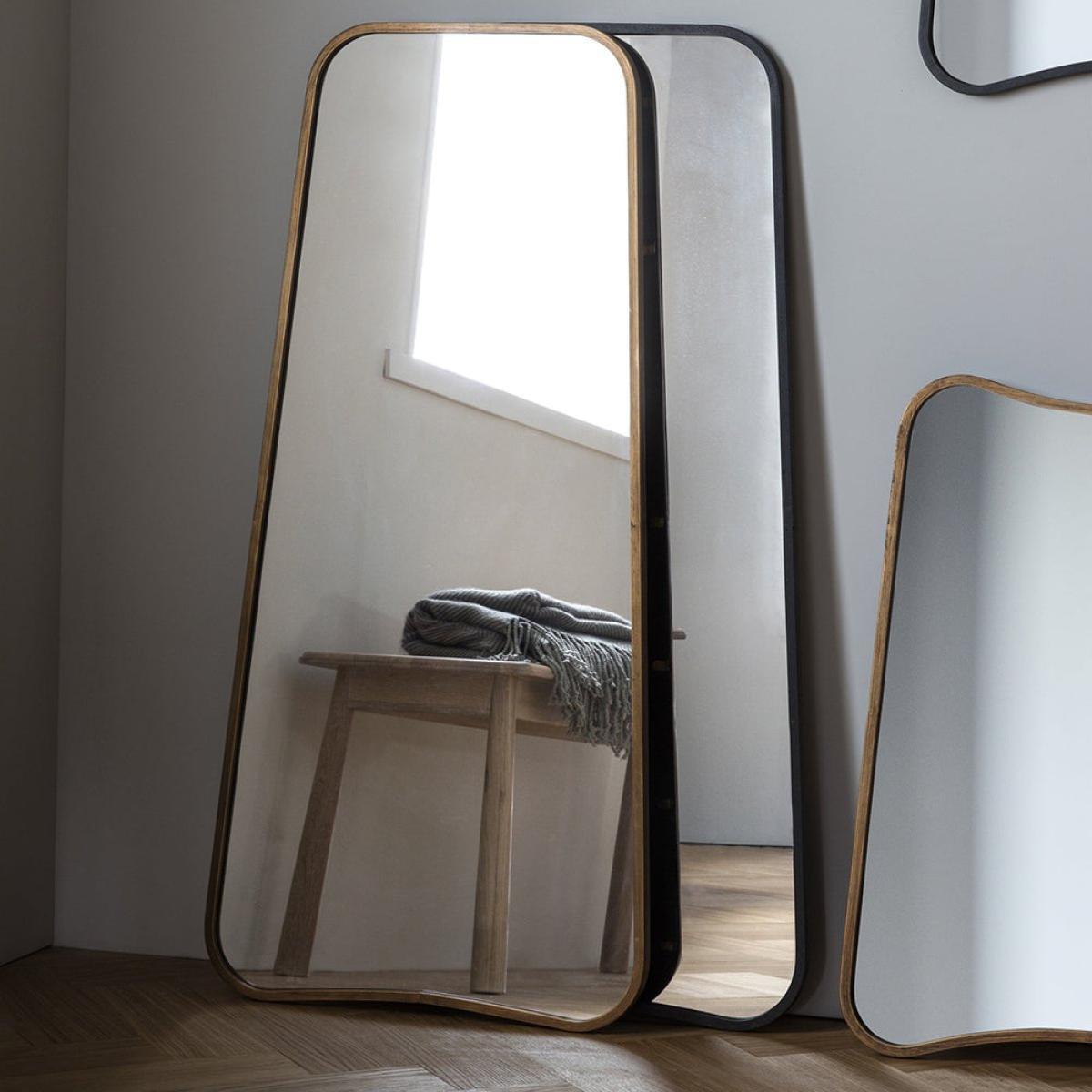 Gallery Direct Kurva Leaner Mirror Gold | Outlet – image 2