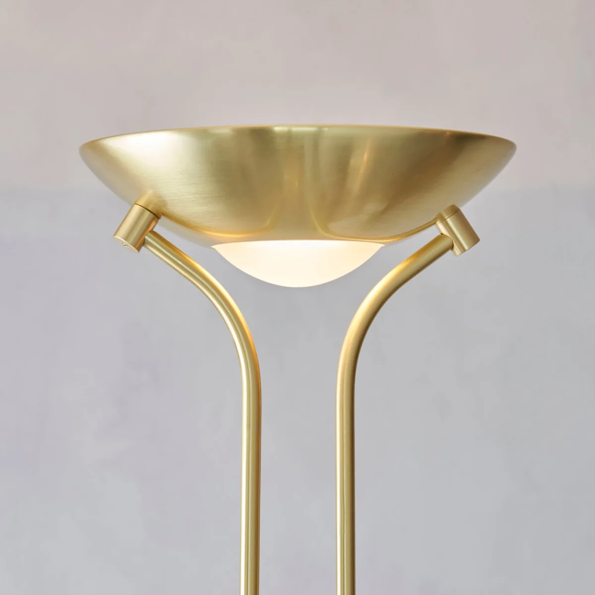 Rome Mother & Child Floor Lamp Satin Brass – image 4