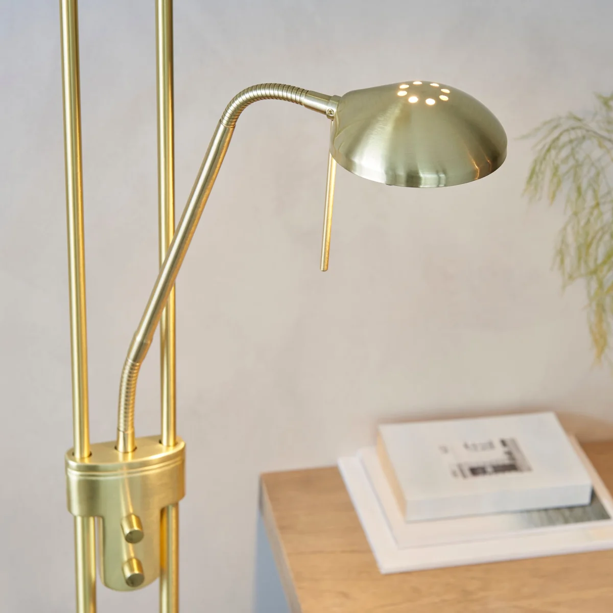 Rome Mother & Child Floor Lamp Satin Brass – image 5
