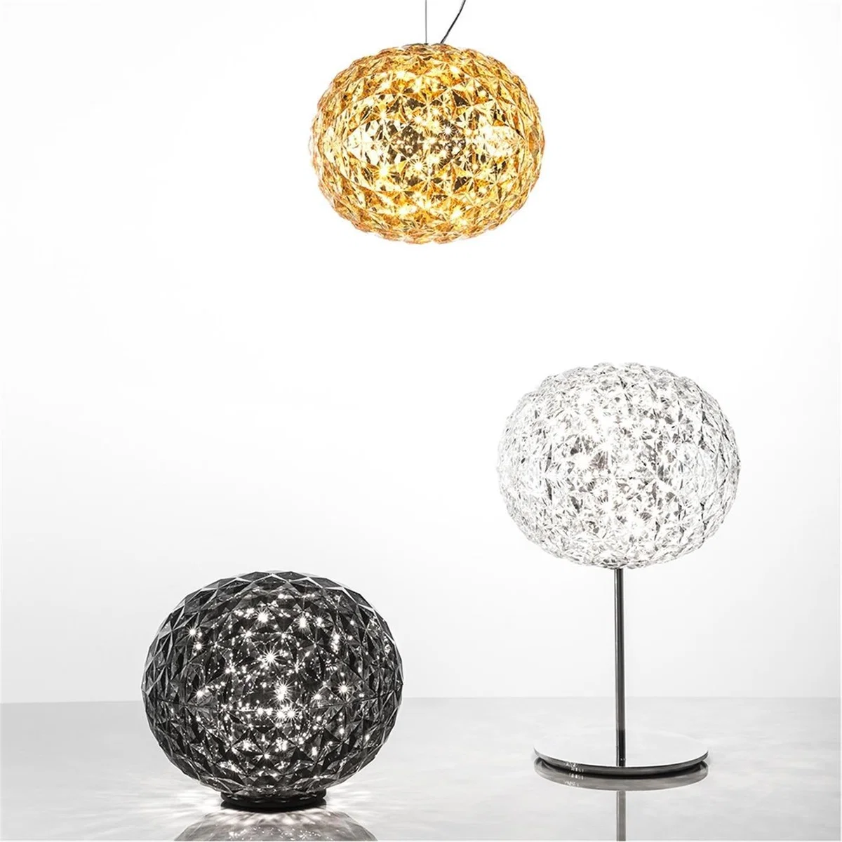 Mini Planet Table Lamp – image 5