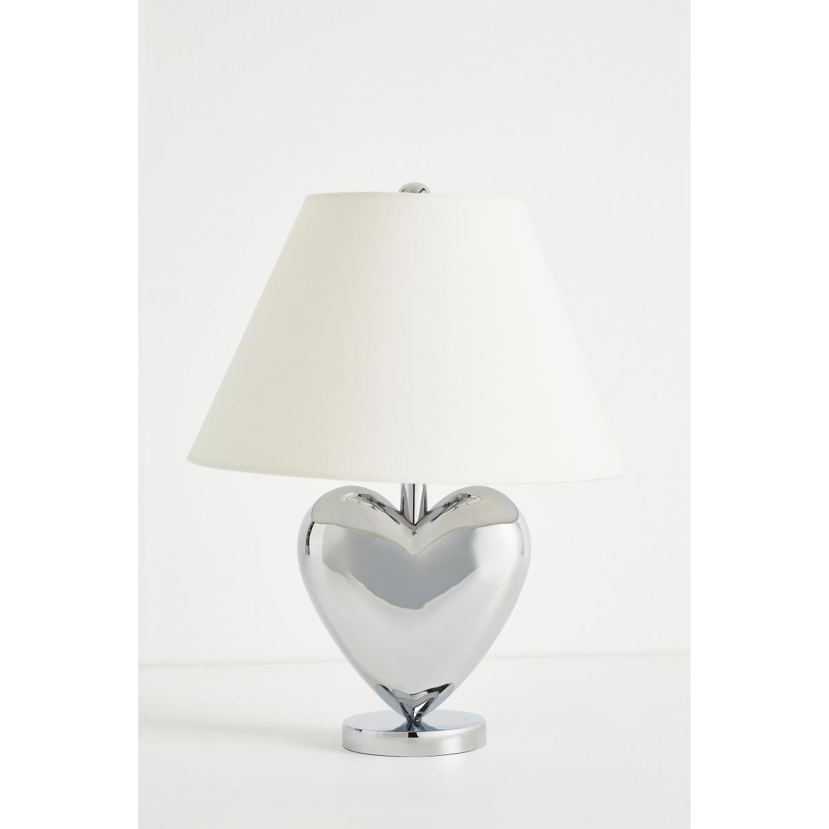 Amor Metallic Heart Table Lamp – image 3