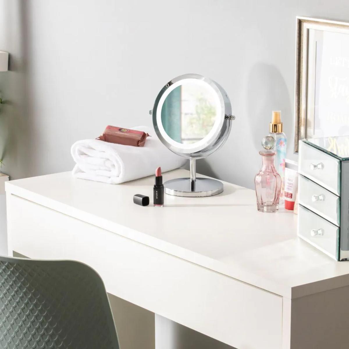 Portable Magnifying Mirror Table Lamp, Chrome – image 2