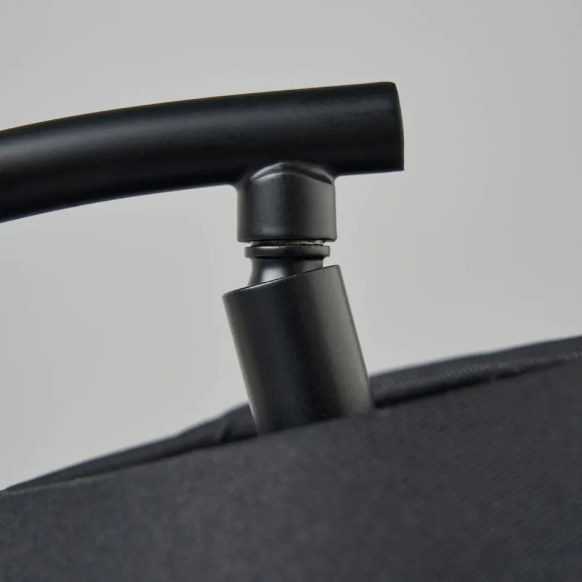 Nellie Curved Table Lamp, Matte Black – image 5