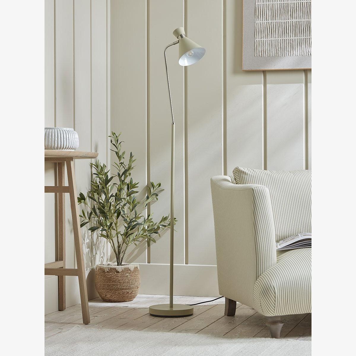 Sage Metal Floor Lamp – image 1