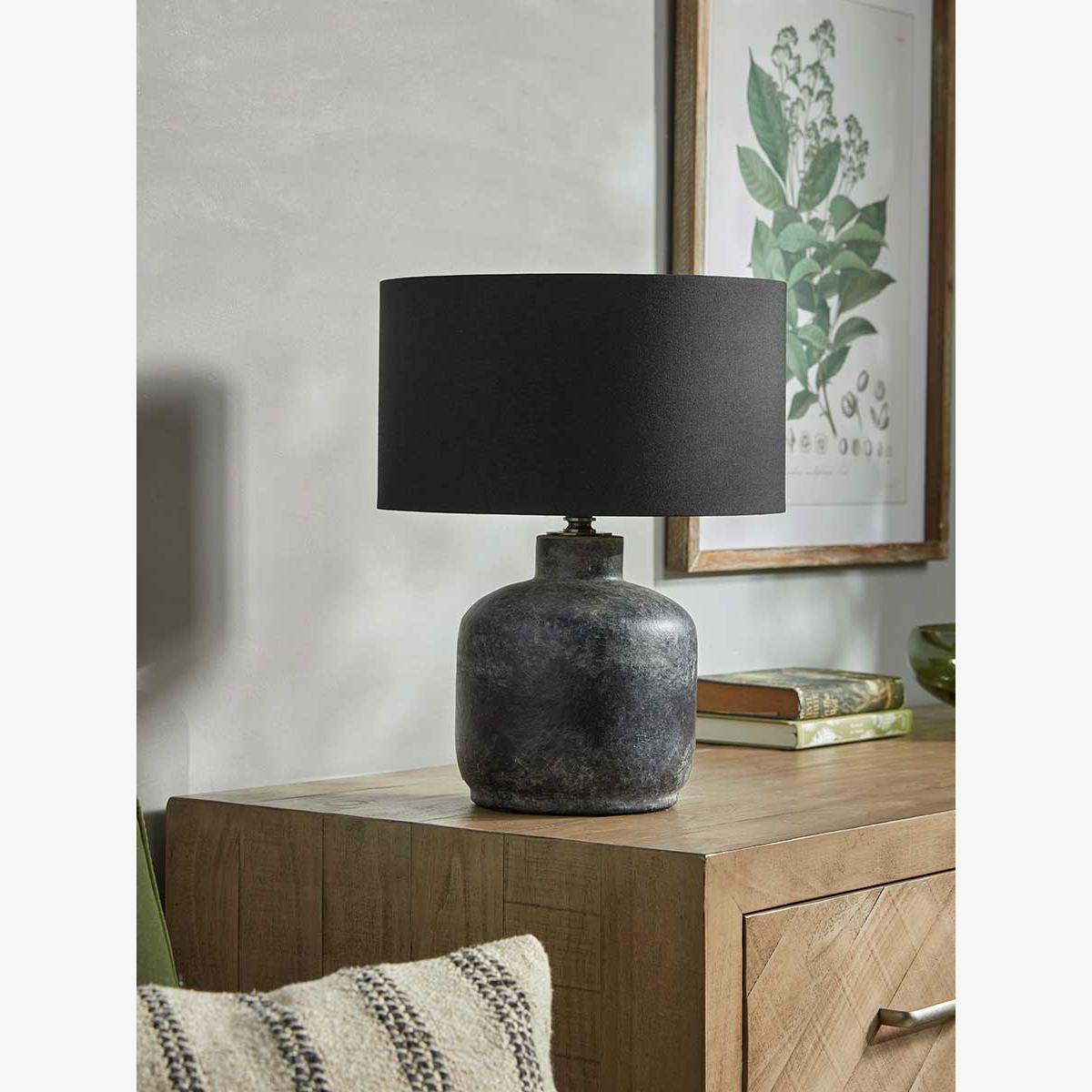 Tegan Table Lamp – image 1