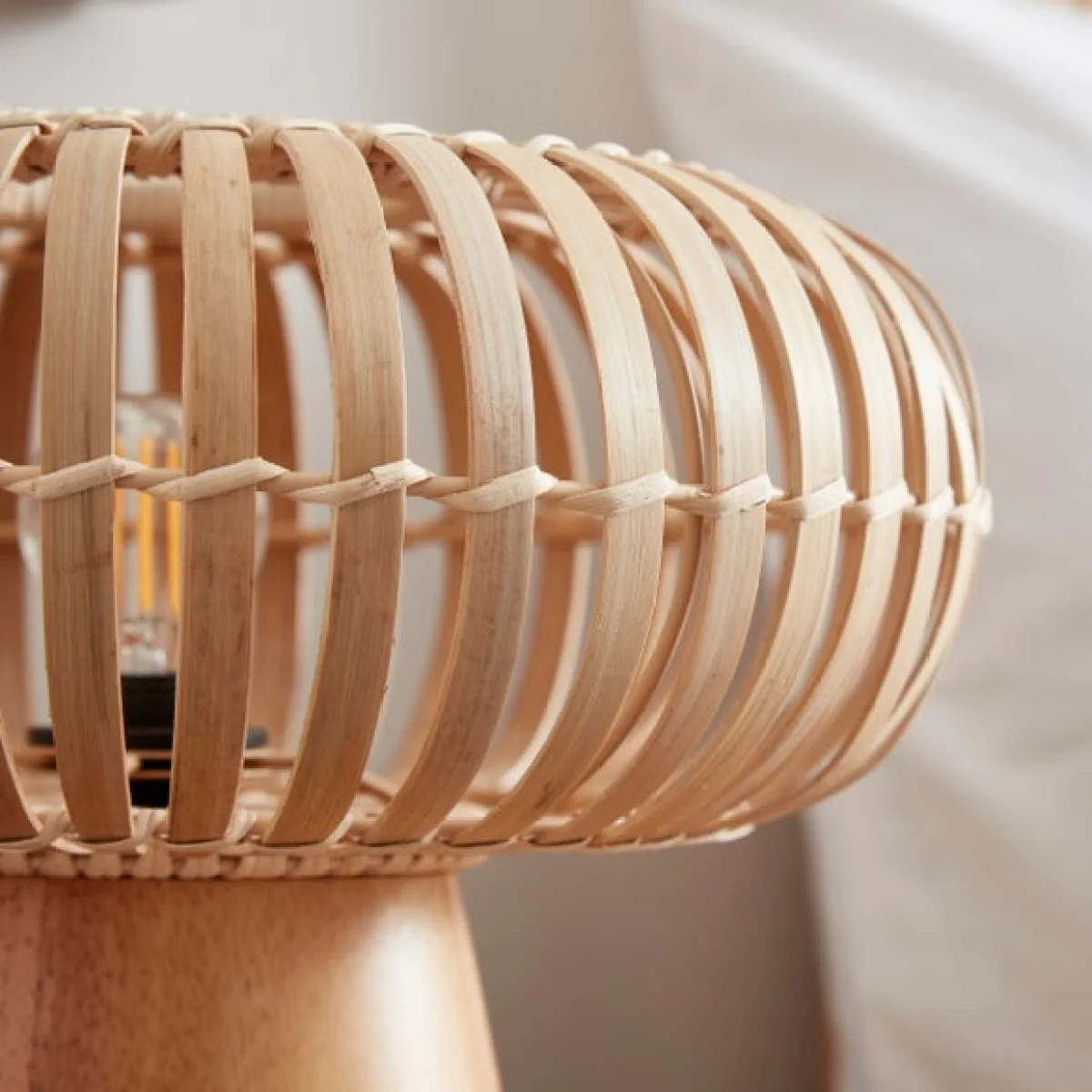 Abrielle Bamboo Table Lamp – image 3