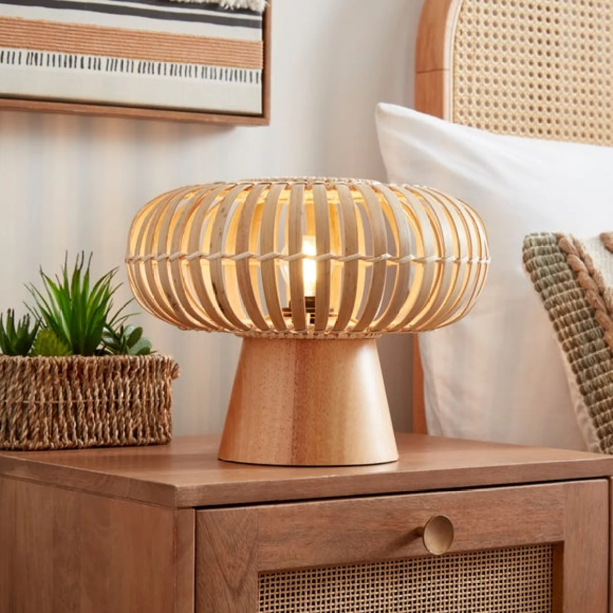 Abrielle Bamboo Table Lamp – image 1