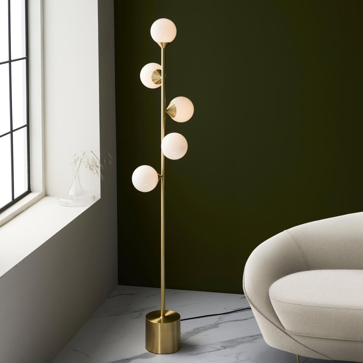 Return - Vogue Willis 5 Light Floor Lamp – image 1