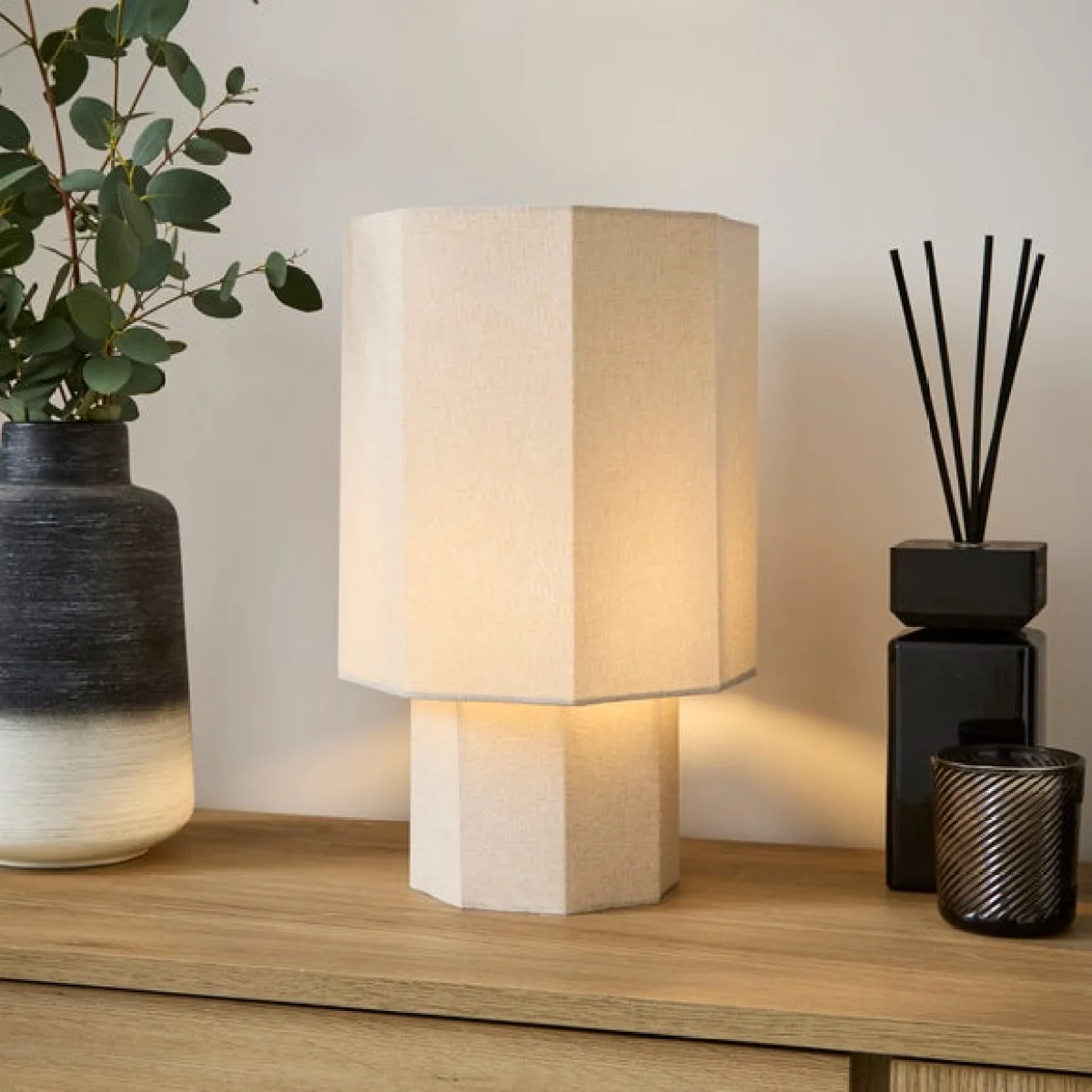 Octagon Luna Table Lamp – image 1