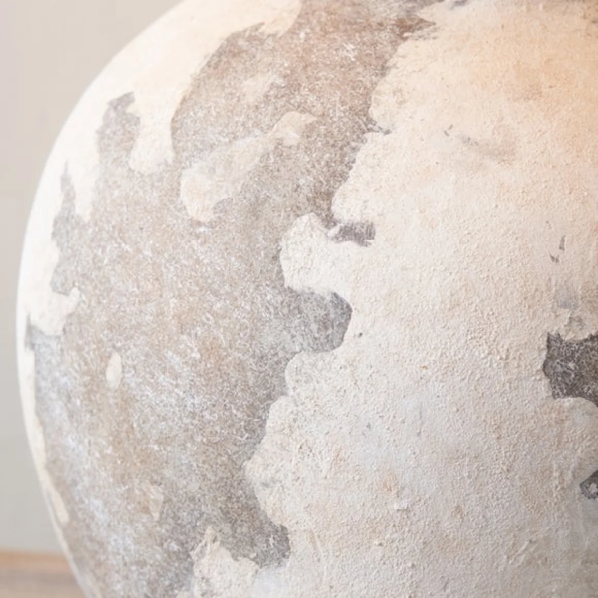 Return - Pacific Lifestyle Lulia Urn Table Lamp, Natural – image 3