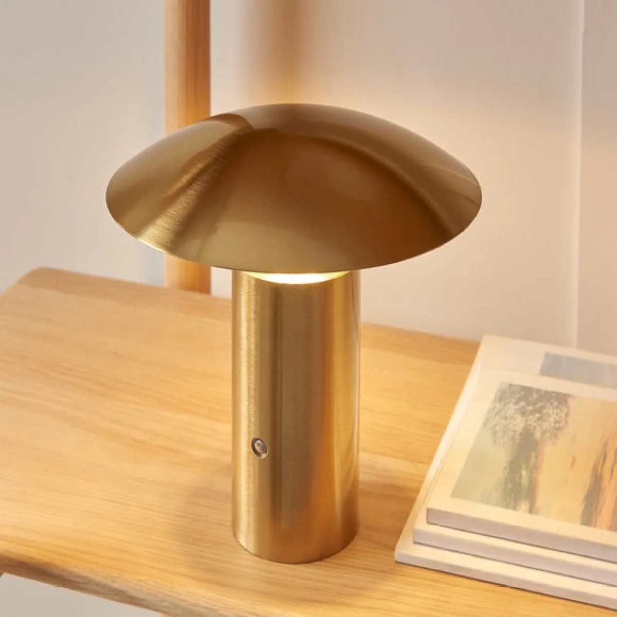 Vogue Florida Rechargeable Touch Dimmable LED Table Lamp – image 2