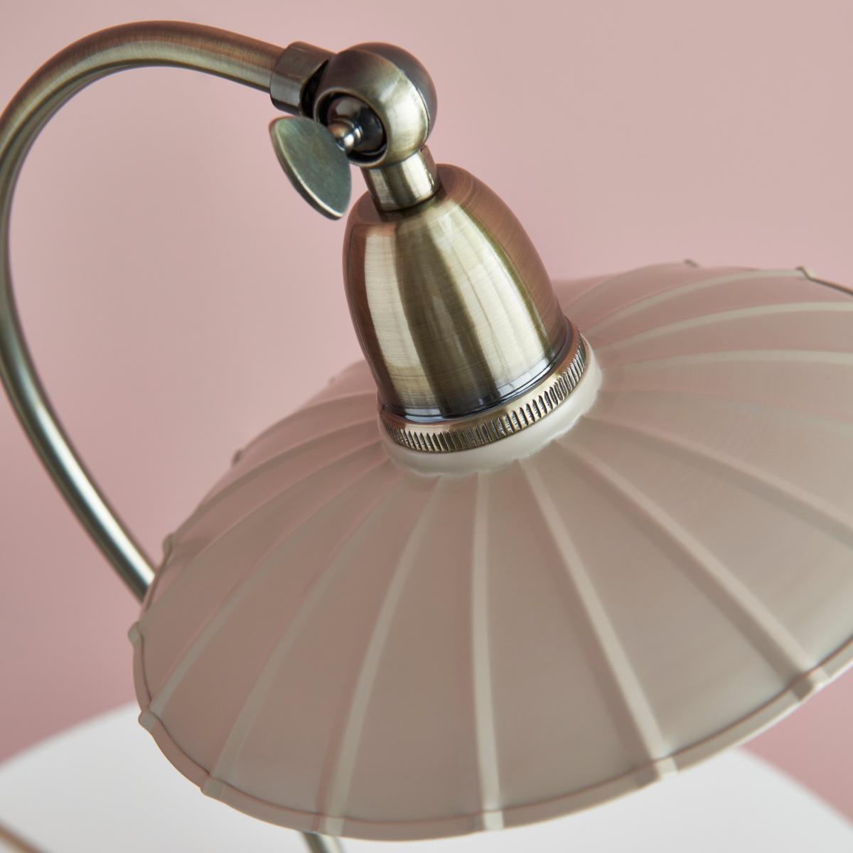 Maya Scallop Table Lamp Off-White – image 2