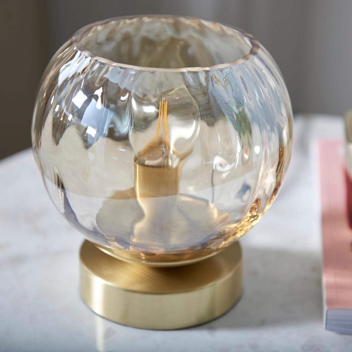 Return - Vogue Arkoma Glass Table Lamp – image 4
