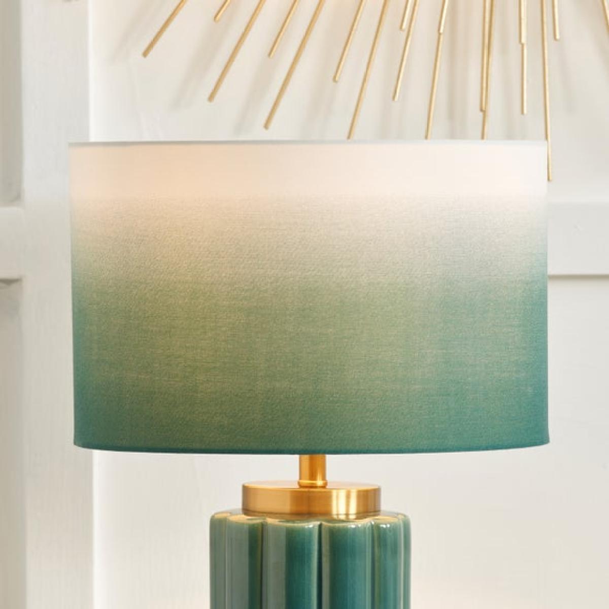 Return - Lushan Scalloped Ceramic Table Lamp – image 2