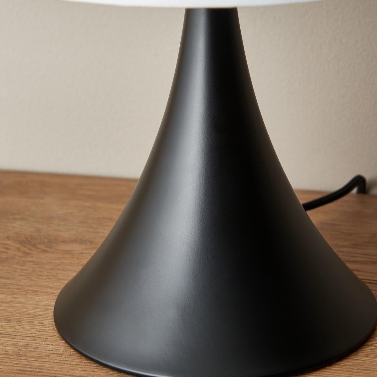 Tromp Modern Table Lamp – image 3