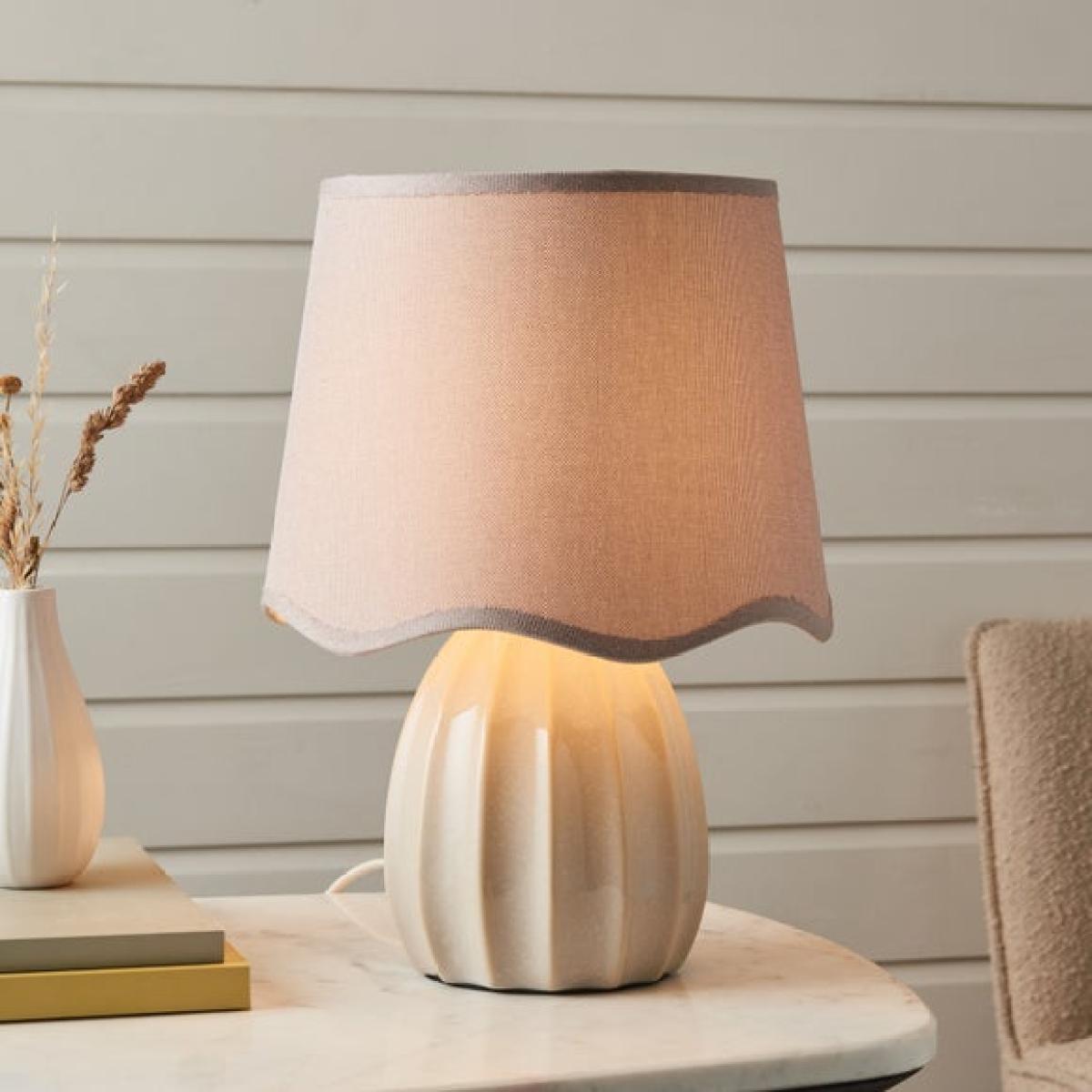Junie Scallop Table Lamp Base – image 3