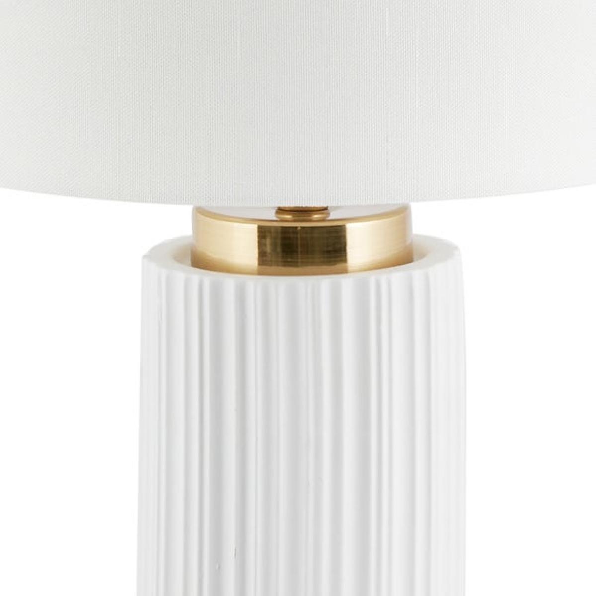 Return - Ionic Table Lamp – image 3