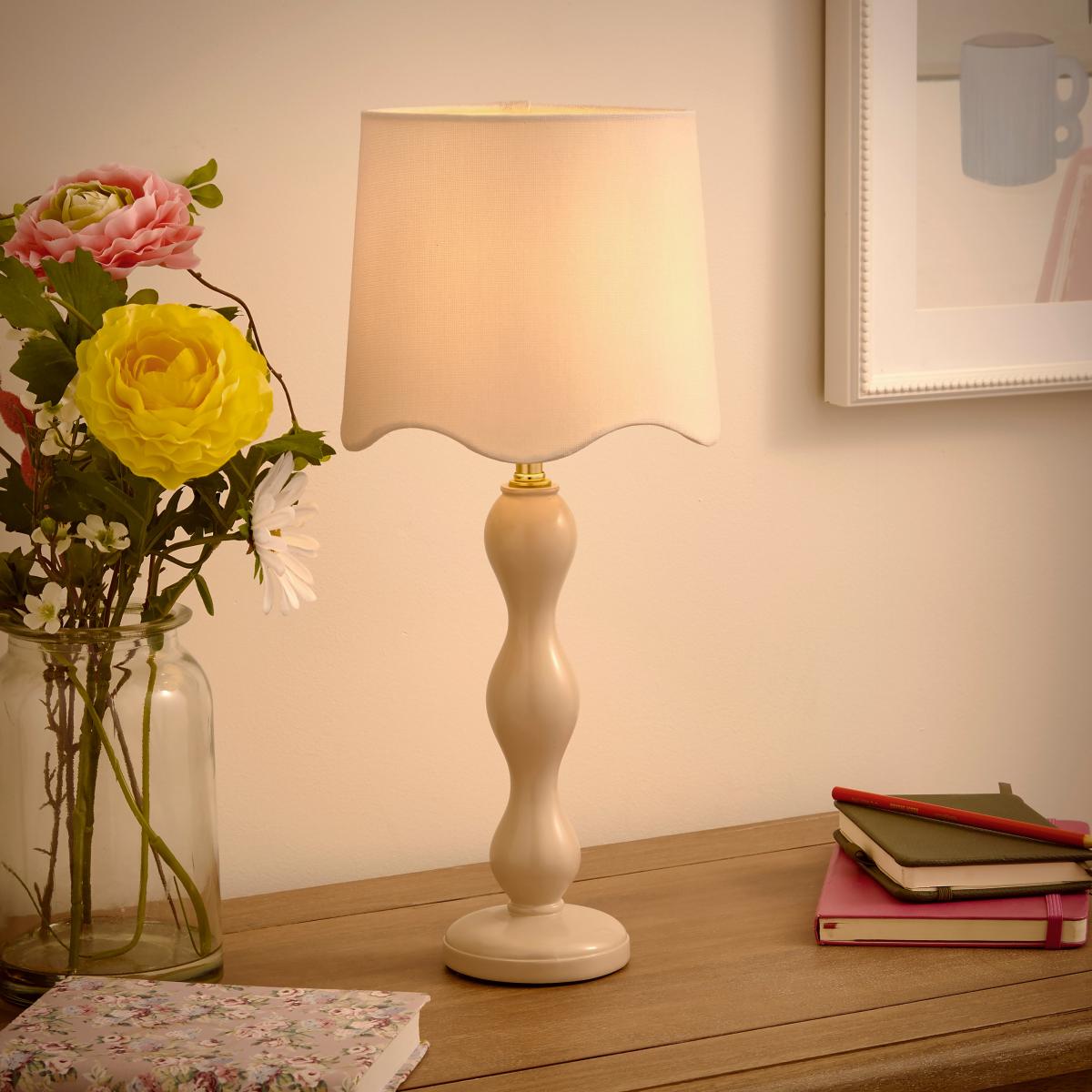 Elsie Tall Scalloped Table Lamp Mushroom (Natural) – image 2