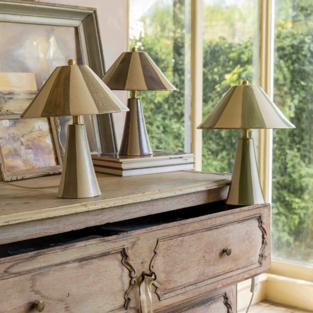 Graham and Green Stone Striped Stoneware Table Lamp – image 2