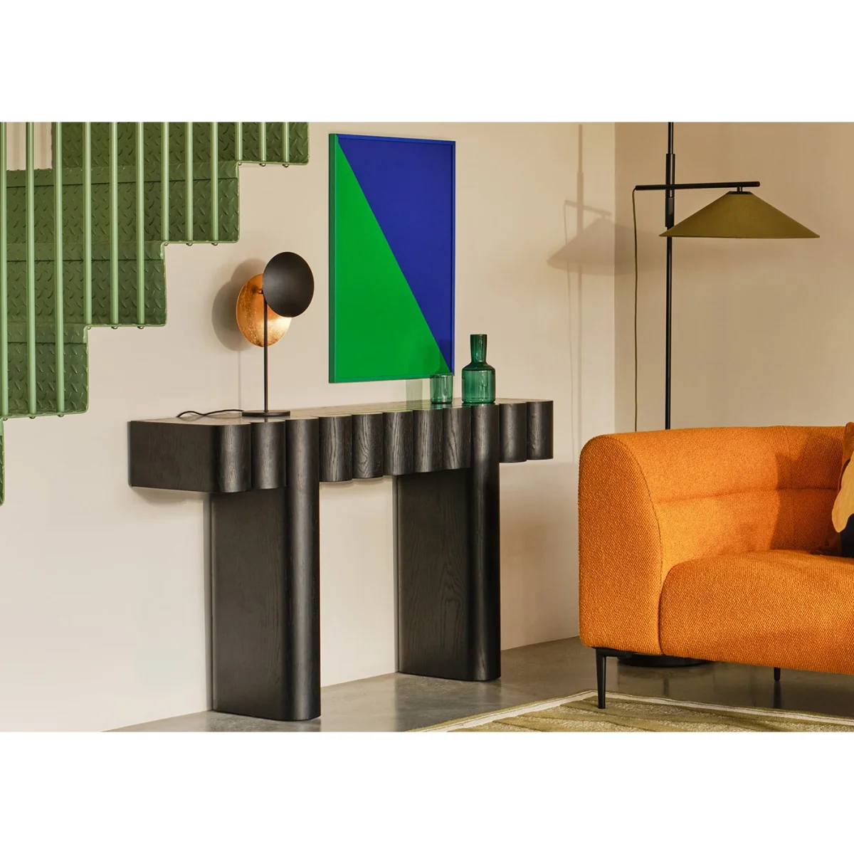 Heal's Eclisse LED Table Lamp Black & Gold – image 2