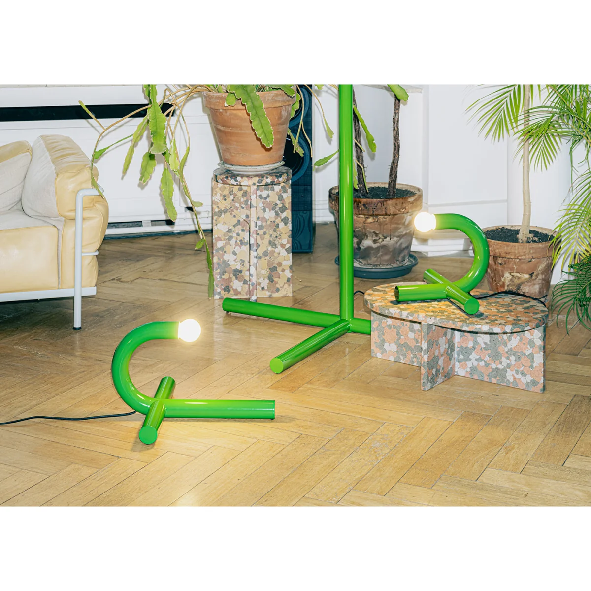 Heal's Metro La Tre Table Lamp Long Green – image 3