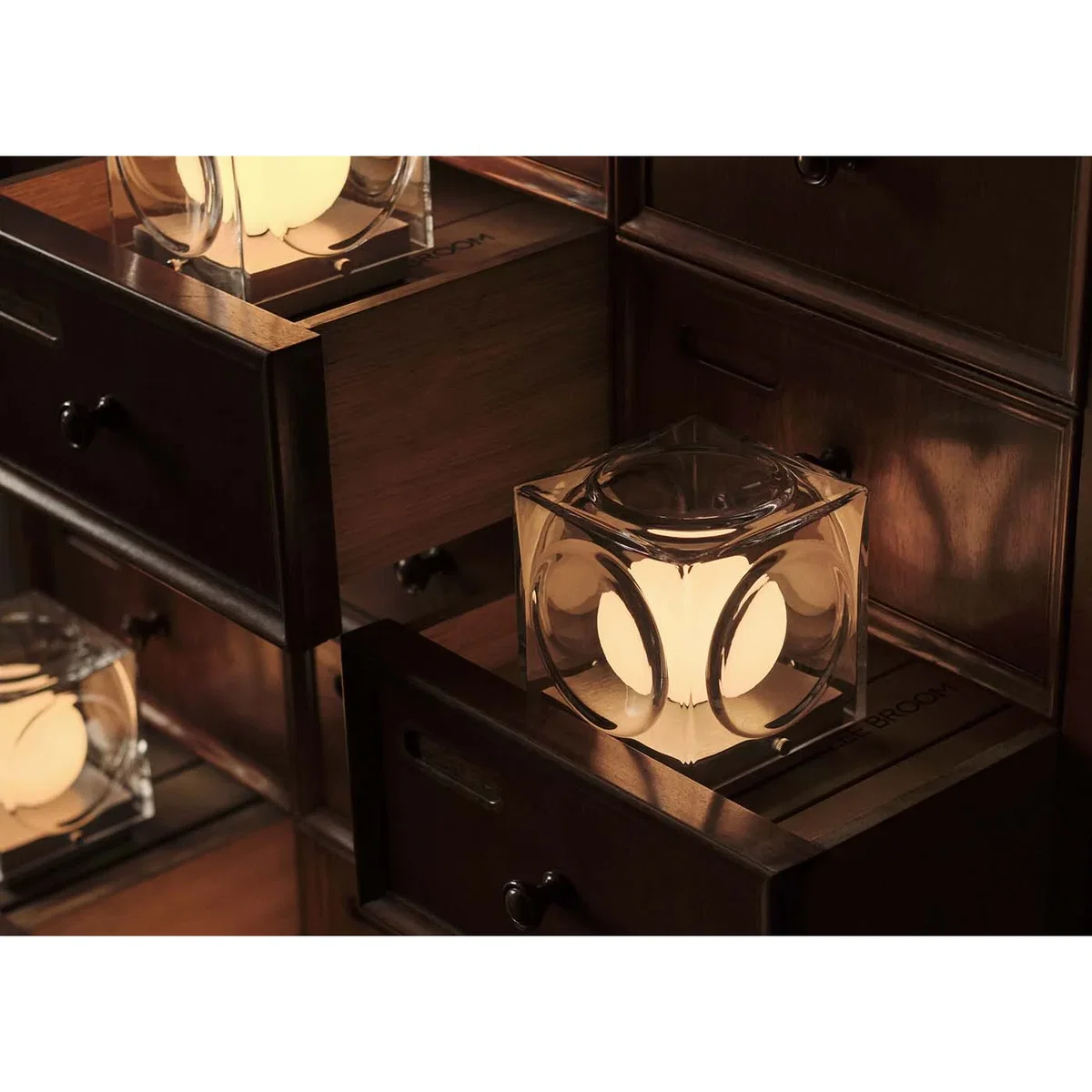 Lee Broom Chant Portable Table Lamp Clear & Bronze – image 6