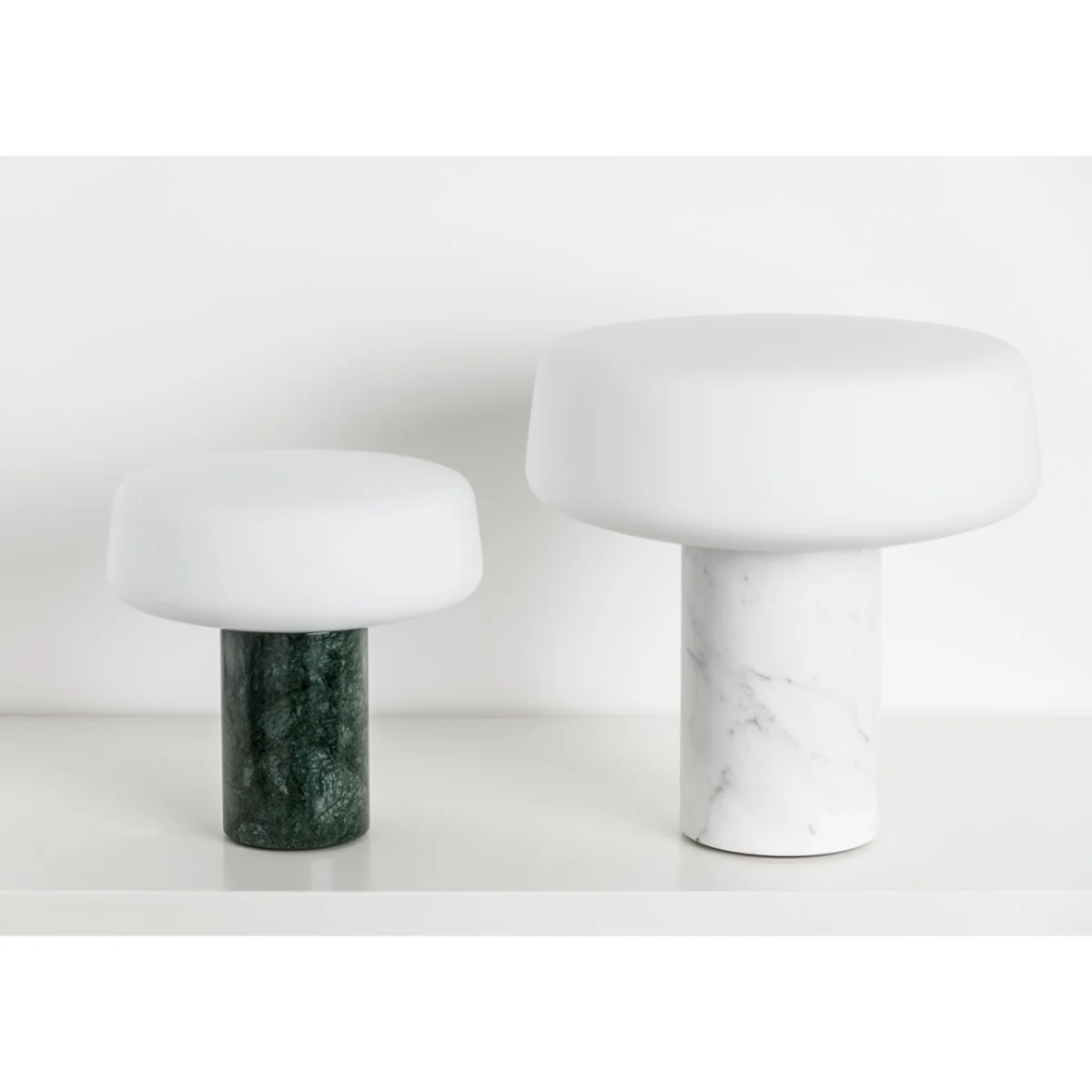 Heal's Solid LED Table Lamp Small Serpentine – image 2