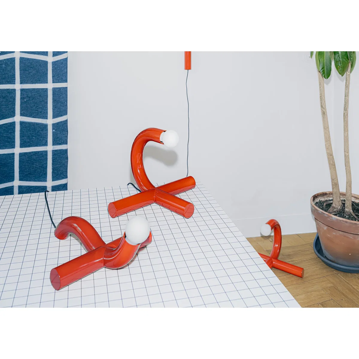 Heal's Metro La Tre Table Lamp – image 4