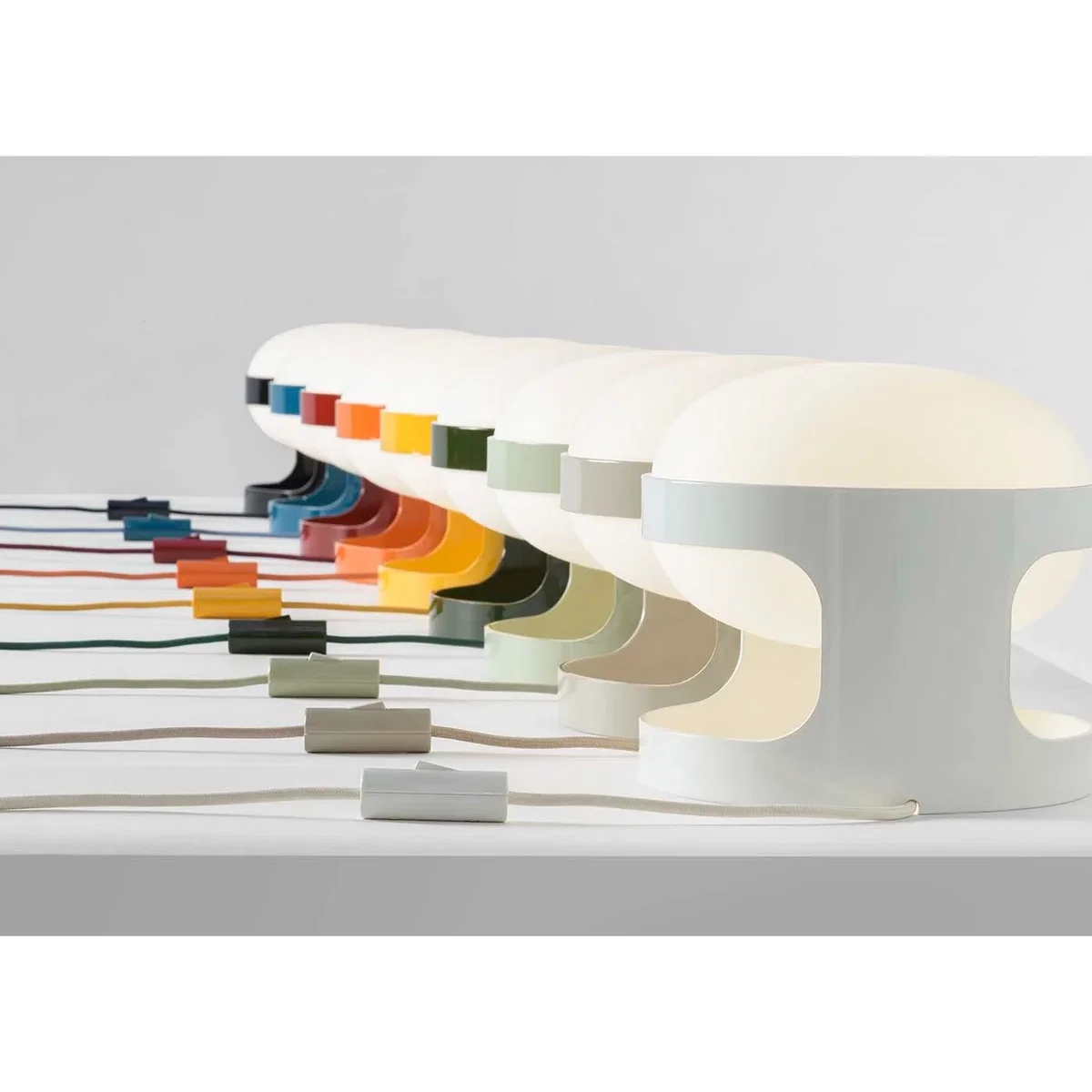 Heal's KD28 Table Lamp – image 7