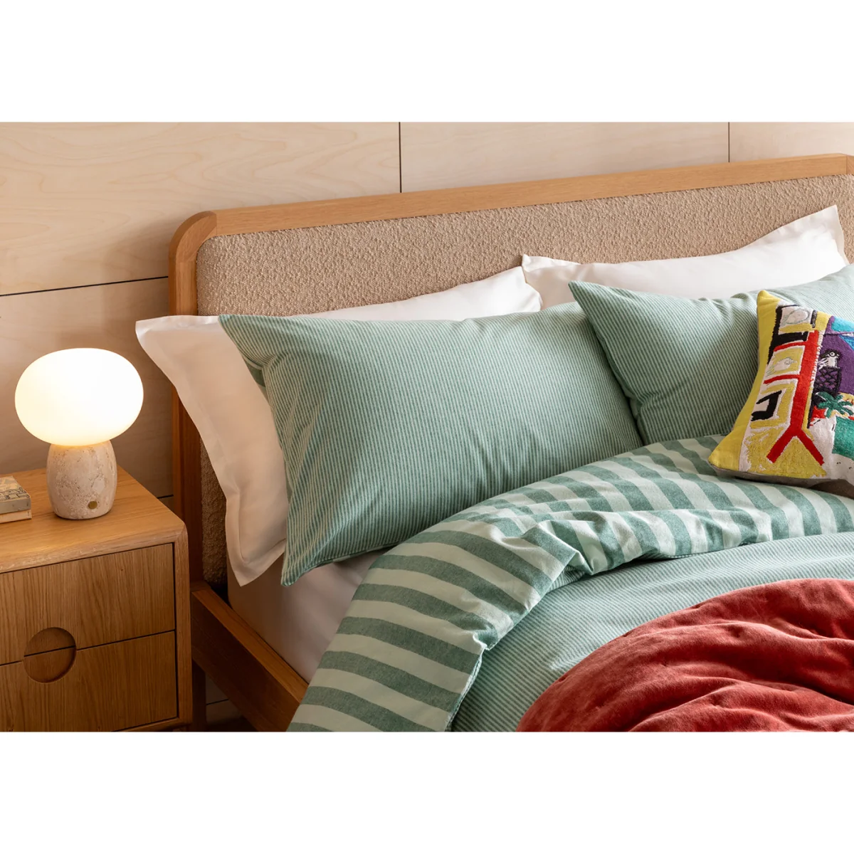 Heal's Pebble LED Portable Table Lamp Burgundy Marble – image 2