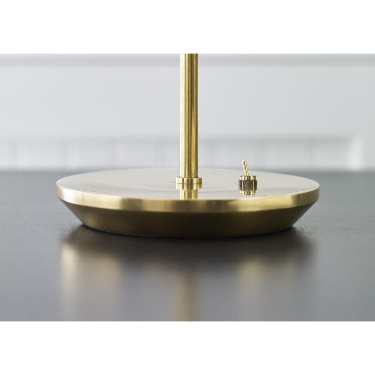 Visual Comfort Clemente Table Lamp Black – image 4