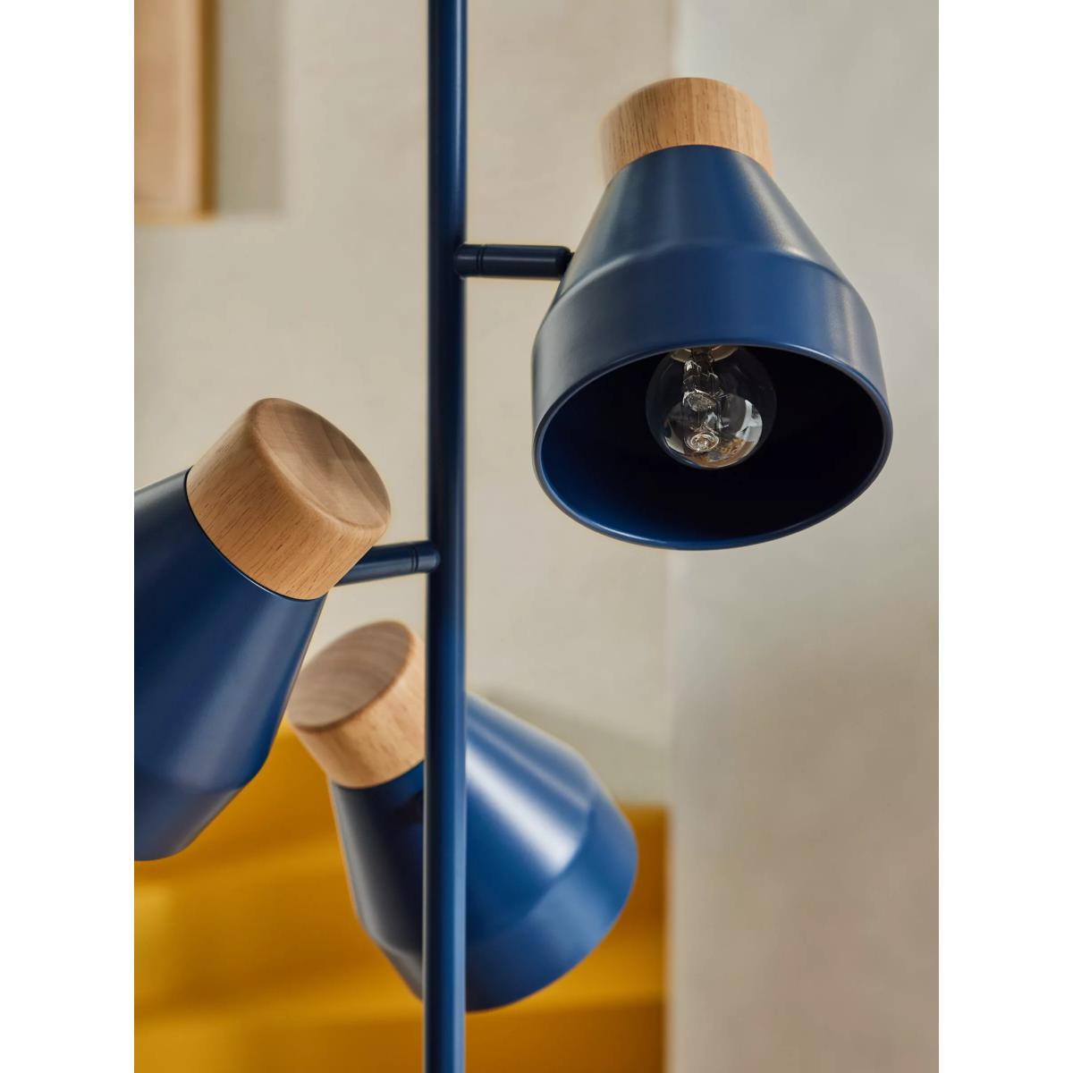MADE Albert Floor Light – image 4