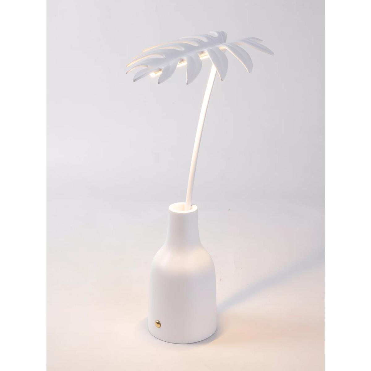 Seletti Stellou Leaf Table Lamp, White – image 3