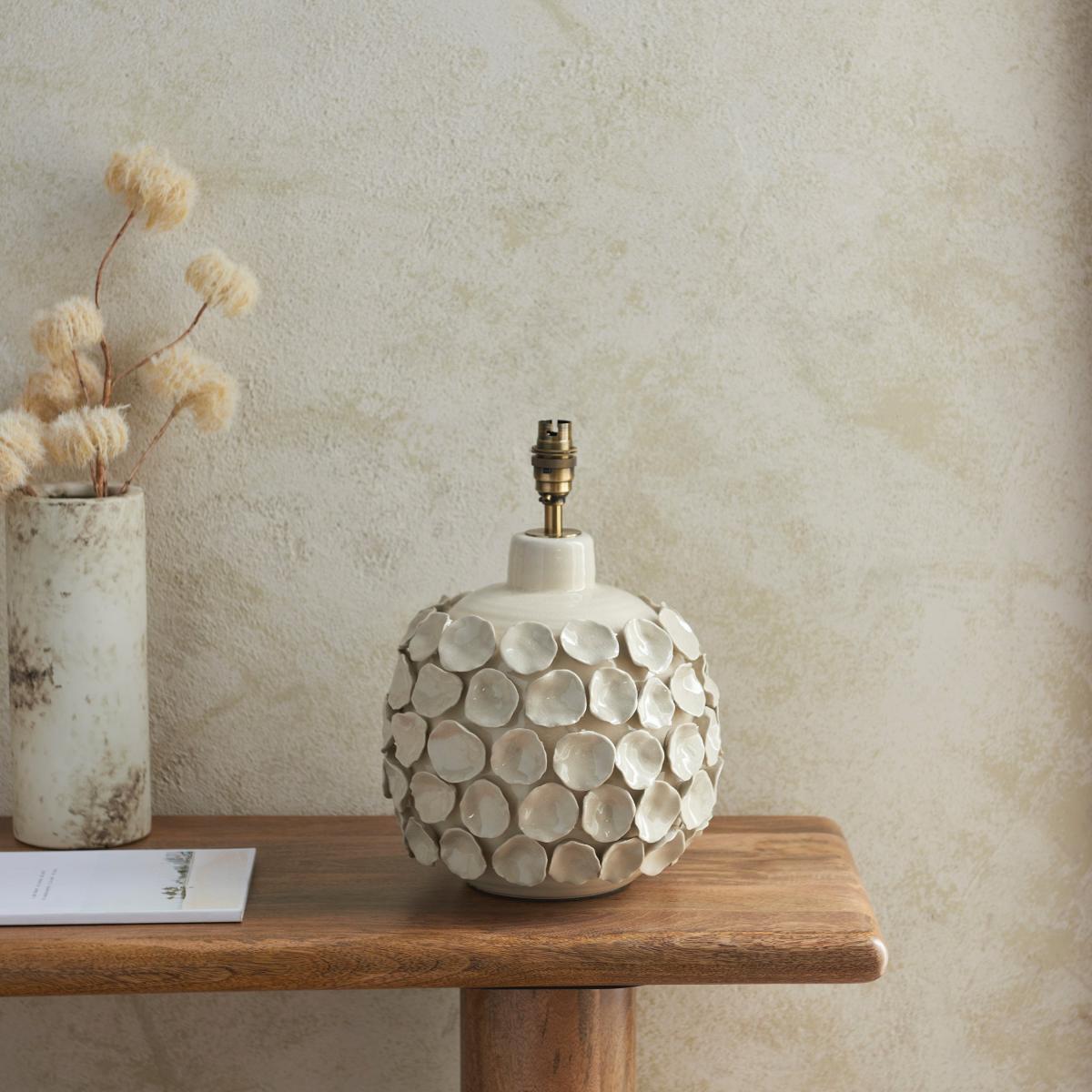 Borello Table Lamp Base - Ivory Crackle – image 4