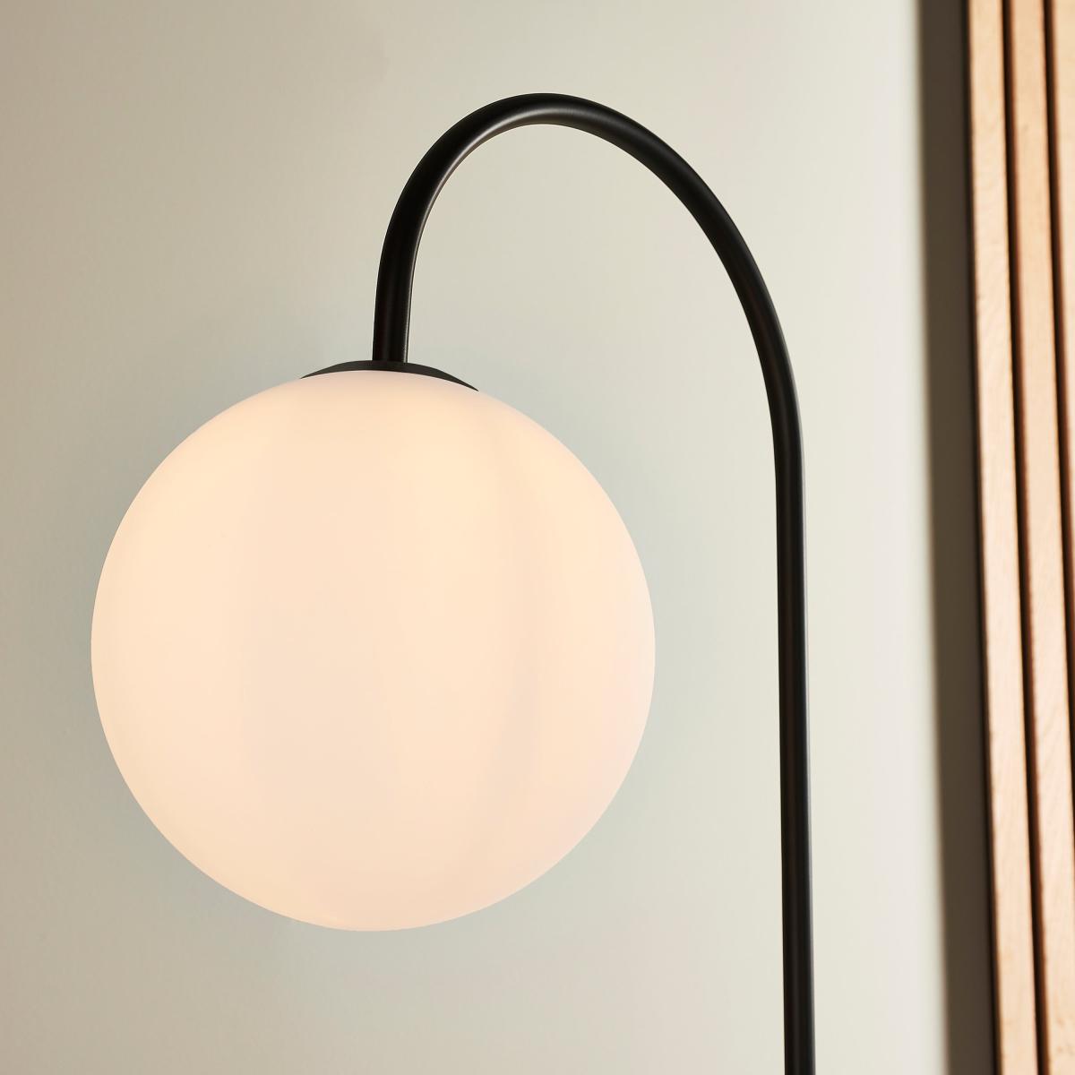 Halo Floor Lamp - Satin Black – image 3