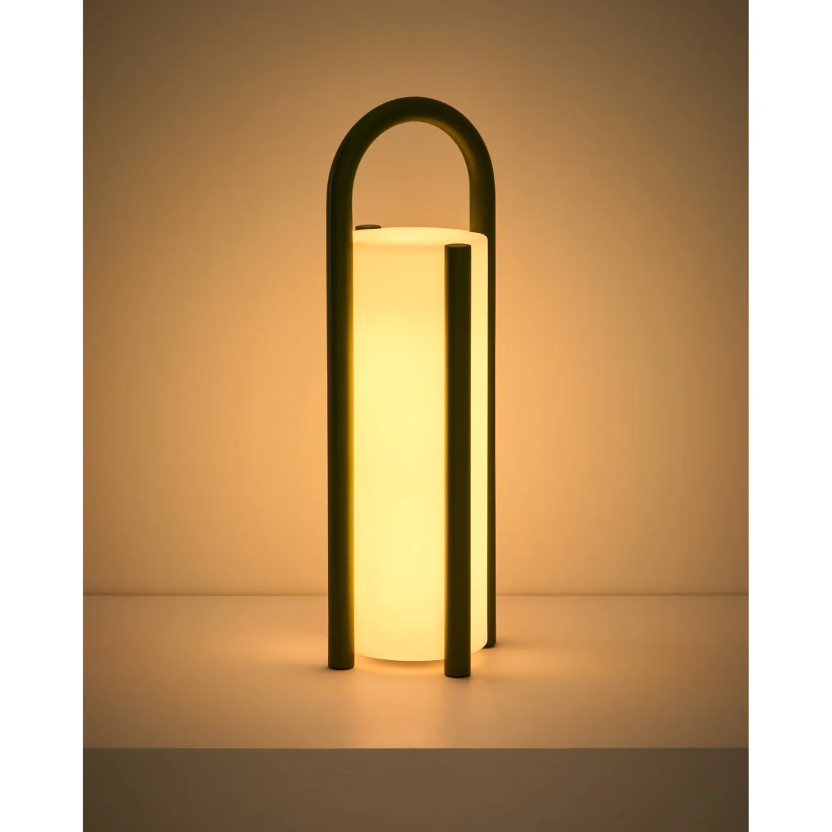 Leros large portable table lamp in green polyethylene and steel – image 11