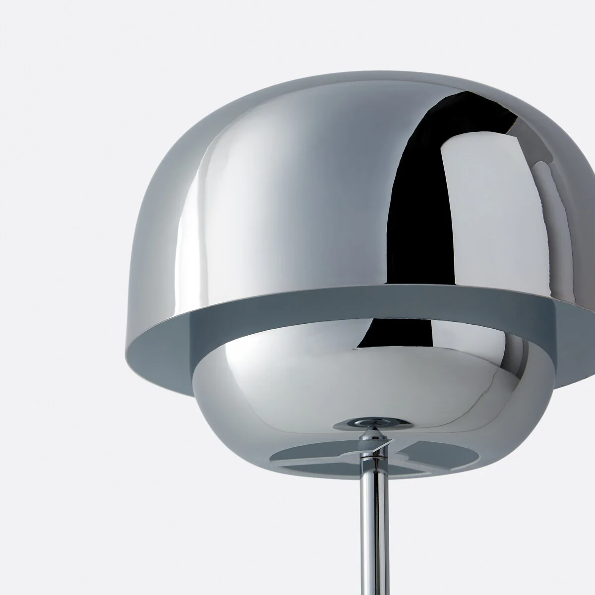 Kinoko Table Lamp in Chrome-Plated Iron – image 5
