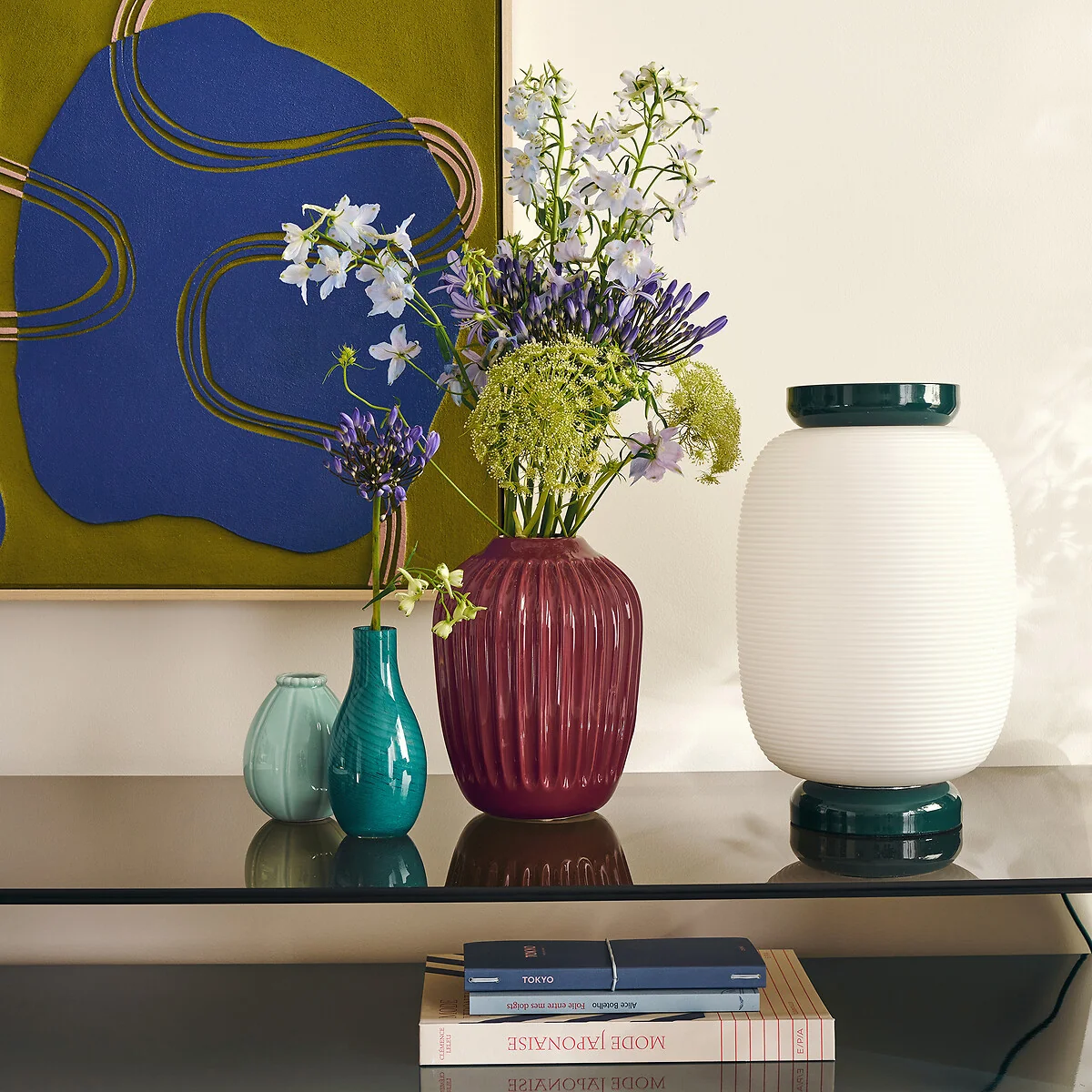 Tilan Grooved Opaline Glass and Iron Table Lamp – image 2