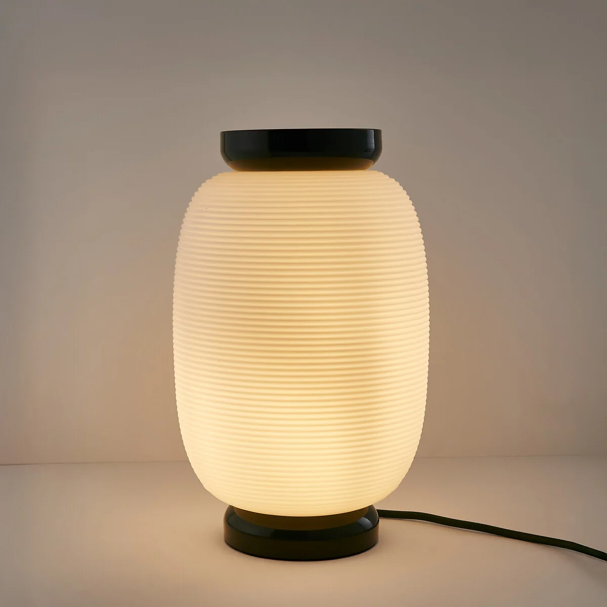 Tilan Grooved Opaline Glass and Iron Table Lamp – image 3