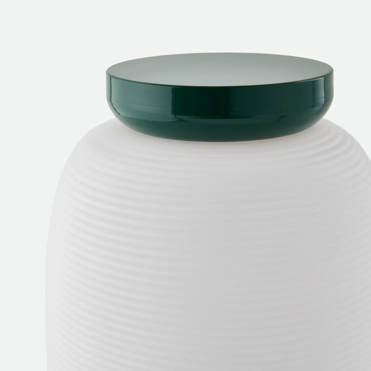 Tilan Grooved Opaline Glass and Iron Table Lamp – image 5